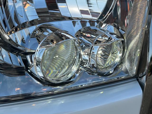 ハイエースバン スーパーＧＬ　ダークプライムＩＩ　ＡＬＰＩＮＥ１１インチナビ　パノラマミックビューモニター　両側パワースライドドア　ＥＴＣ２．０　ＨＤＭＩ　ＵＳＢ　リアヒーター　リアクーラー　フルセグテレビ（23枚目）