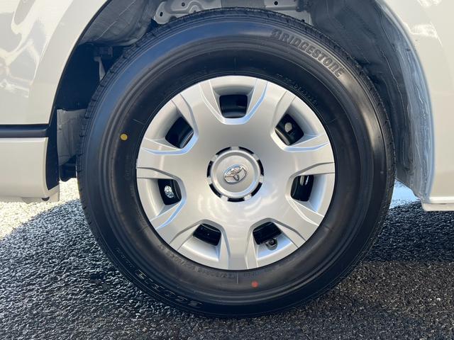 ハイエースバン スーパーＧＬ　ダークプライムＩＩ　ＡＬＰＩＮＥ１１インチナビ　パノラマミックビューモニター　両側パワースライドドア　ＥＴＣ２．０　ＨＤＭＩ　ＵＳＢ　リアヒーター　リアクーラー　フルセグテレビ（28枚目）