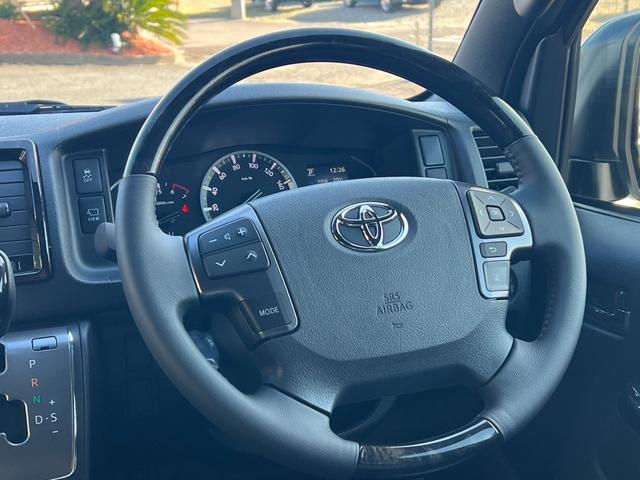 ハイエースバン スーパーＧＬ　ダークプライムＩＩ　ＡＬＰＩＮＥ１１インチナビ　パノラマミックビューモニター　両側パワースライドドア　ＥＴＣ２．０　ＨＤＭＩ　ＵＳＢ　リアヒーター　リアクーラー　フルセグテレビ（35枚目）