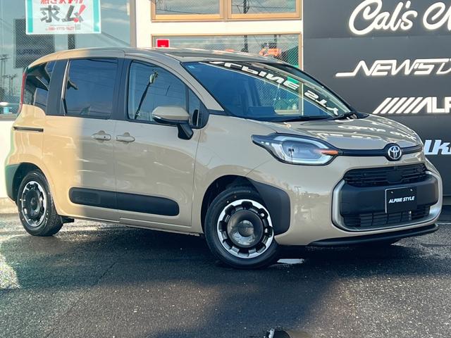 シエンタ ハイブリッドＺ　１０．５インチディスプレイオーディオ　パノラマミックビューモニター　後席モニター　コンフォートパッケージ　両側パワースライドドア　ハンズフリードア　ドライブレコーダー　ＥＴＣ２．０　電動パーキング（6枚目）