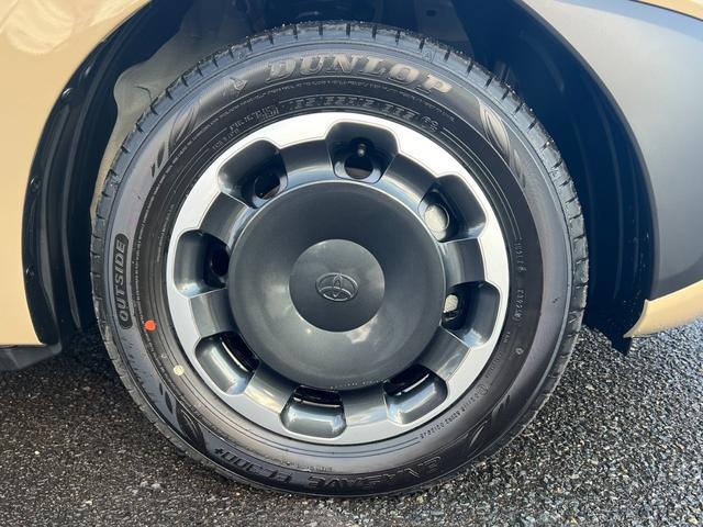 シエンタ ハイブリッドＺ　１０．５インチディスプレイオーディオ　パノラマミックビューモニター　後席モニター　コンフォートパッケージ　両側パワースライドドア　ハンズフリードア　ドライブレコーダー　ＥＴＣ２．０　電動パーキング（24枚目）