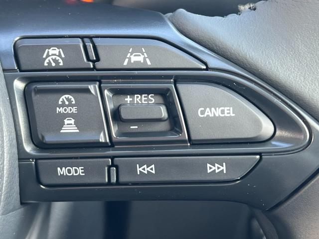 シエンタ ハイブリッドＺ　１０．５インチディスプレイオーディオ　パノラマミックビューモニター　後席モニター　コンフォートパッケージ　両側パワースライドドア　ハンズフリードア　ドライブレコーダー　ＥＴＣ２．０　電動パーキング（37枚目）