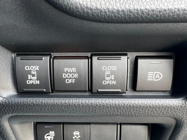 シエンタ ハイブリッドＺ　１０．５インチディスプレイオーディオ　パノラマミックビューモニター　後席モニター　コンフォートパッケージ　両側パワースライドドア　ハンズフリードア　ドライブレコーダー　ＥＴＣ２．０　電動パーキング（42枚目）