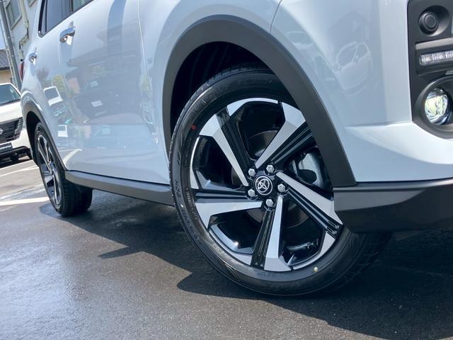 ライズ Z ALPINE9インチナビ パノラマミックビューモニター ブラインドスポットモニター フルセグテレビ HDMI 純正アルミ シートヒーター シーケンシャルウインカー ETC(16枚目)