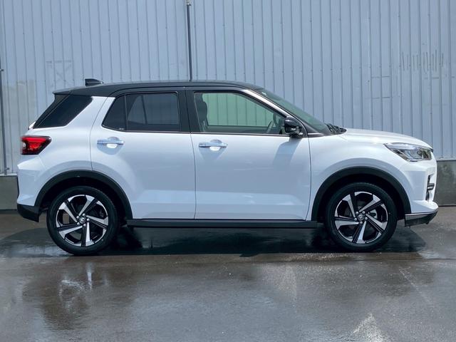 ライズ Z ALPINE9インチナビ パノラマミックビューモニター ブラインドスポットモニター フルセグテレビ HDMI 純正アルミ シートヒーター シーケンシャルウインカー ETC(13枚目)