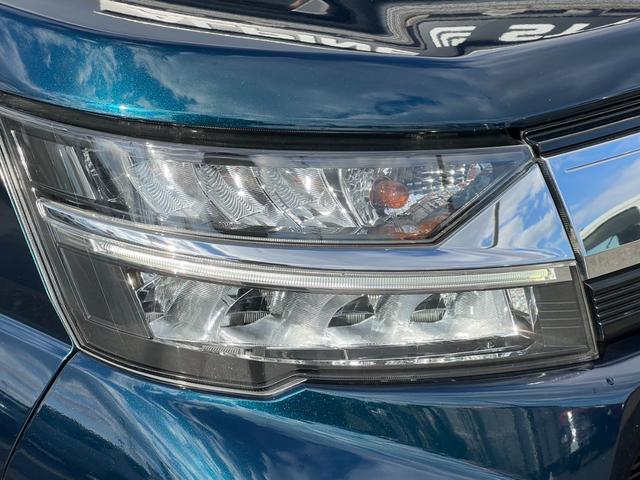 ムーヴ カスタム　ＸリミテッドＩＩ　ＳＡＩＩＩ　ワンオーナー　全方位カメラ　社外ナビ　フルセグ　ＤＶＤ再生　ドライブレコーダー　シートヒーター　衝突軽減ブレーキ　ＬＥＤヘッドライト　ＬＥＤフォグ　純正ＡＷ　純正マット　純正ドアバイザー　スマートキー（16枚目）