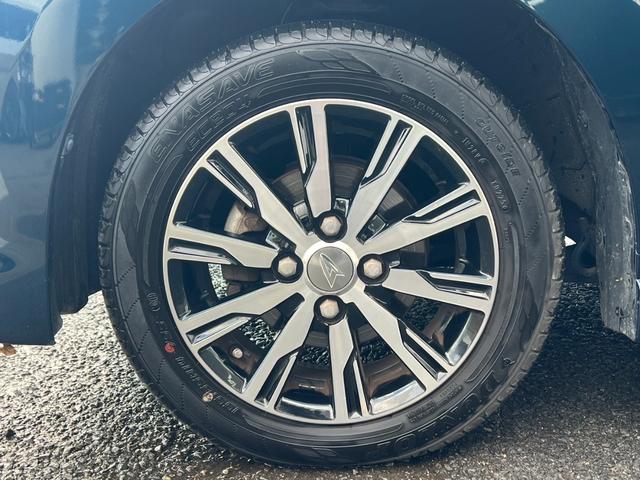 ムーヴ カスタム　ＸリミテッドＩＩ　ＳＡＩＩＩ　ワンオーナー　全方位カメラ　社外ナビ　フルセグ　ＤＶＤ再生　ドライブレコーダー　シートヒーター　衝突軽減ブレーキ　ＬＥＤヘッドライト　ＬＥＤフォグ　純正ＡＷ　純正マット　純正ドアバイザー　スマートキー（25枚目）