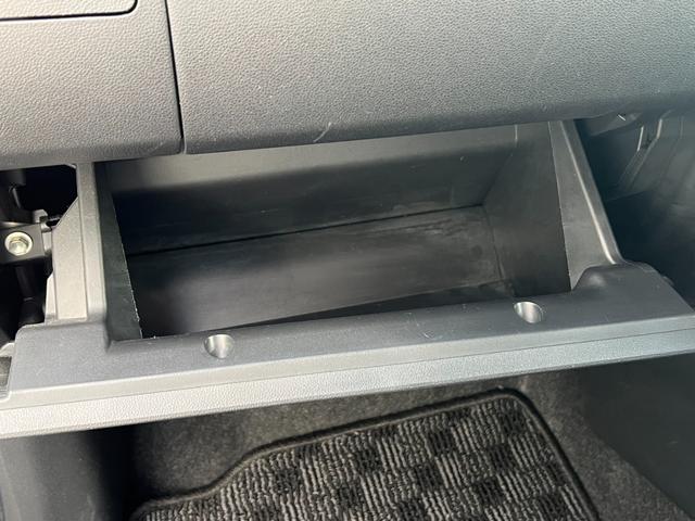 ムーヴ カスタム　ＸリミテッドＩＩ　ＳＡＩＩＩ　ワンオーナー　全方位カメラ　社外ナビ　フルセグ　ＤＶＤ再生　ドライブレコーダー　シートヒーター　衝突軽減ブレーキ　ＬＥＤヘッドライト　ＬＥＤフォグ　純正ＡＷ　純正マット　純正ドアバイザー　スマートキー（39枚目）