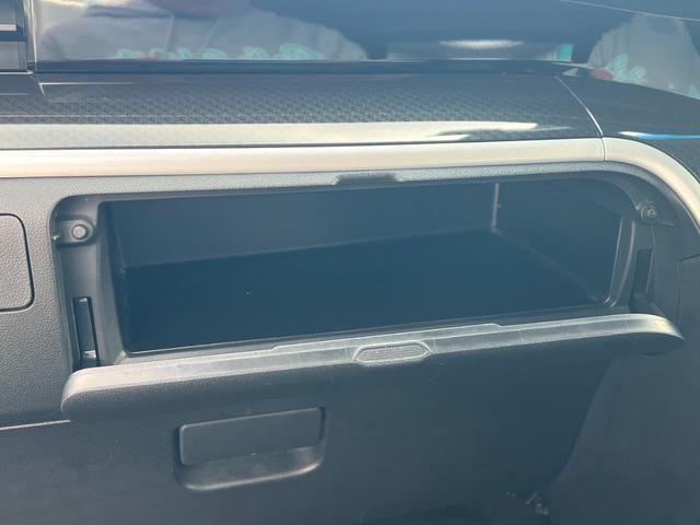 ムーヴ カスタム　ＸリミテッドＩＩ　ＳＡＩＩＩ　ワンオーナー　全方位カメラ　社外ナビ　フルセグ　ＤＶＤ再生　ドライブレコーダー　シートヒーター　衝突軽減ブレーキ　ＬＥＤヘッドライト　ＬＥＤフォグ　純正ＡＷ　純正マット　純正ドアバイザー　スマートキー（40枚目）