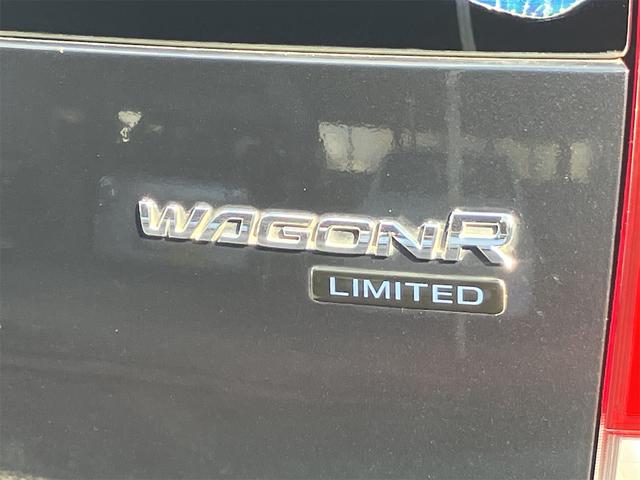 ワゴンＲ ＦＸリミテッド　ＥＴＣ　ナビ　ＴＶ　スマートキー　電動格納ミラー　ベンチシート　ＡＴ　盗難防止システム　ＡＢＳ　ＣＤ　アルミホイール　衝突安全ボディ　エアコン（27枚目）