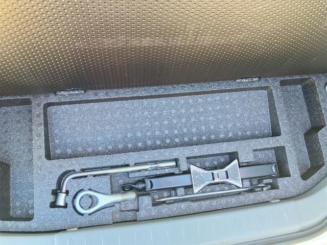 ムーヴ Ｌ　４ＷＤ　スタットレス　キーレスエントリー　ベンチシート　ＡＴ　盗難防止システム　ＣＤ　アルミホイール　衝突安全ボディ　エアコン　パワーステアリング　パワーウィンドウ　運転席エアバッグ　助手席エアバッグ（21枚目）