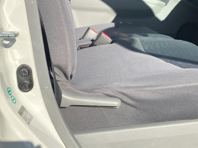 ムーヴ Ｌ　４ＷＤ　スタットレス　キーレスエントリー　ベンチシート　ＡＴ　盗難防止システム　ＣＤ　アルミホイール　衝突安全ボディ　エアコン　パワーステアリング　パワーウィンドウ　運転席エアバッグ　助手席エアバッグ（31枚目）