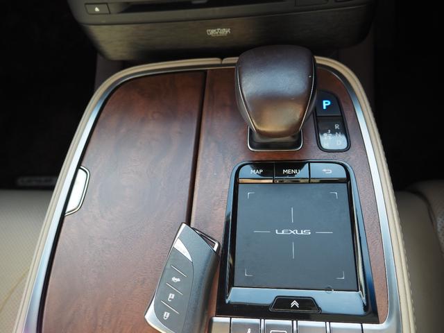 ＬＳ ＬＳ５００　Ｉパッケージ　車検令和９年４月　ナビ　テレビ　Ｂｌｕｅｔｏｏｔｈ音楽　ベージュ革シート　プッシュスタート　クルーズコントロール　バックカメラ　ＥＴＣ（20枚目）