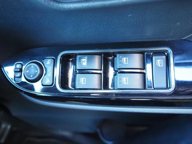 タント カスタムＸスタイルセレクション　１年保証　車検令和９年９月　プッシュスタート　両側パワスラ　衝突軽減ブレーキ　シートヒーター　ハーフレザーシート（27枚目）