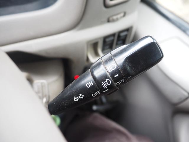 デュトロ 　クレーン　タダノＺＲ２６４　２．６３ｔ　パワーゲート極東Ｖ６０１Ａ　５ＭＴ　エアコン　ディーゼル　車検令和８年１０月　クレーンワイヤー新品（22枚目）