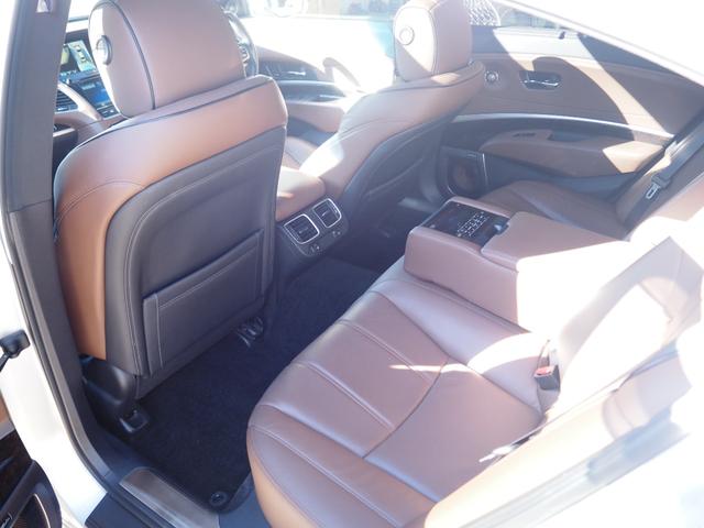 レジェンド ハイブリッド　ＥＸ　車検令和９年１２月　ナビ　テレビ　バックカメラ　モデューロＡＷ　エンジンスターター　本革シート　サンルーフ　ＥＴＣ　ホンダセンシング　パワートランク　ＬＥＤヘッドライト　サウンドシステム（26枚目）