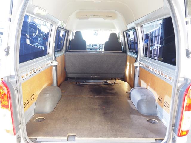 ハイエースバン ロングＤＸ　ＧＬパッケージ　車検令和８年９月　オートマ　ディーゼル　６人乗り（25枚目）
