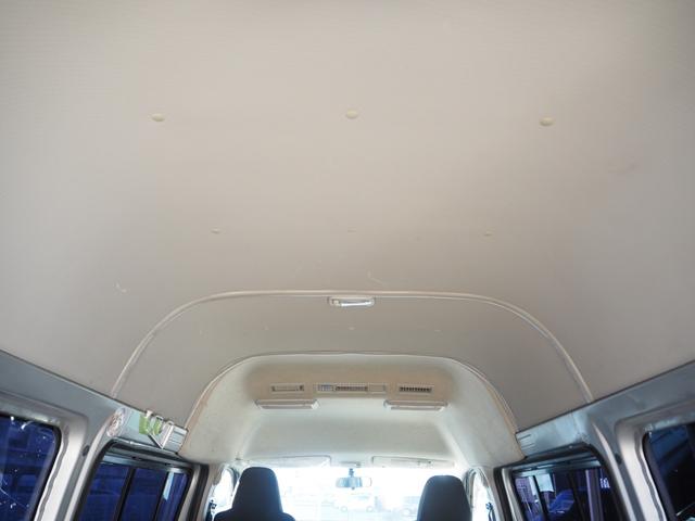 ハイエースバン ロングＤＸ　ＧＬパッケージ　車検令和８年９月　オートマ　ディーゼル　６人乗り（26枚目）