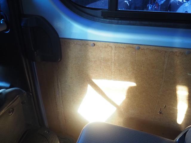 ハイエースバン ロングＤＸ　ＧＬパッケージ　車検令和８年９月　オートマ　ディーゼル　６人乗り（45枚目）