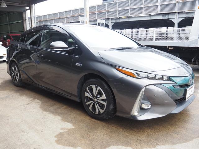 プリウスＰＨＶ Ａレザーパッケージ　車検Ｒ９年１２月　１年保証　ナビ　バックカメラ　Ｂｌｕｅｔｏｏｔｈ　パワーシート　革シート　クルコン　ステアリングヒーター（4枚目）