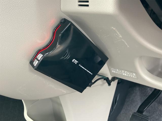 ムーヴ Ｘ　ＳＡ　ＥＴＣ　バックカメラ　衝突被害軽減システム　オートライト　スマートキー　アイドリングストップ　ベンチシート　ＣＶＴ　盗難防止システム　ＡＢＳ　ＥＳＣ　ＣＤ　ＤＶＤ再生　Ｂｌｕｅｔｏｏｔｈ（4枚目）