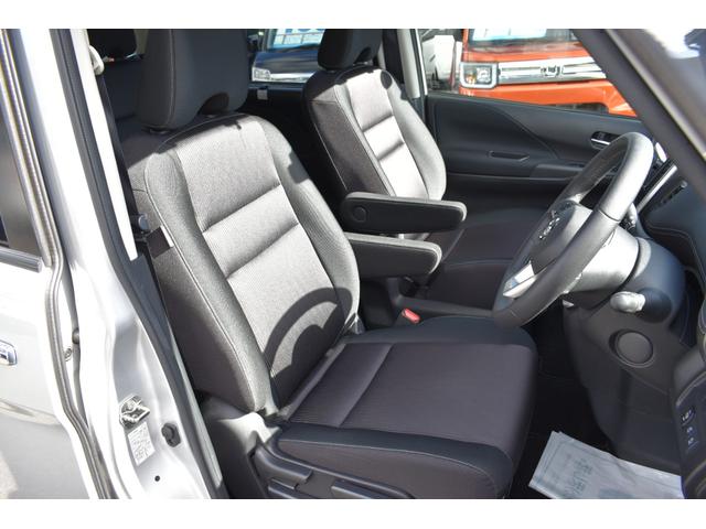 セレナ ハイウェイスター　Ｖセレクション　プロパイロット・駐車アシスト・エマージェンシーブレーキ・障害物センサー・インテリルームミラー・ナビ・フルセグＴＶ・Ｂｌｕ－ｒａｙ・Ｂｌｕｅｔｏｏｔｈ・アラウンドビューモニター・フリップダウンモニター（14枚目）