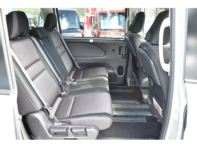 セレナ ハイウェイスター　Ｖセレクション　プロパイロット・駐車アシスト・エマージェンシーブレーキ・障害物センサー・インテリルームミラー・ナビ・フルセグＴＶ・Ｂｌｕ－ｒａｙ・Ｂｌｕｅｔｏｏｔｈ・アラウンドビューモニター・フリップダウンモニター（28枚目）