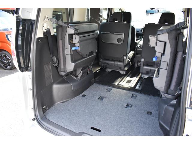 セレナ ハイウェイスター　Ｖセレクション　プロパイロット・駐車アシスト・エマージェンシーブレーキ・障害物センサー・インテリルームミラー・ナビ・フルセグＴＶ・Ｂｌｕ－ｒａｙ・Ｂｌｕｅｔｏｏｔｈ・アラウンドビューモニター・フリップダウンモニター（39枚目）