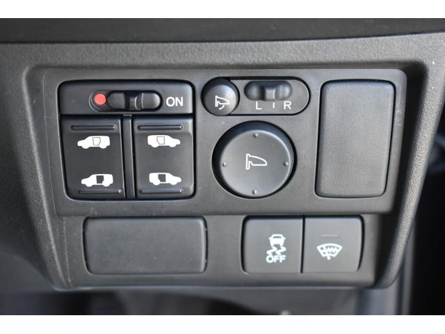 フリード Ｇ　ジャストセレクション　４ＷＤ・両側パワースライドドア・社外ナビ・フルセグＴＶ・バックカメラ・ＣＤ録音・ＤＶＤ再生・Ｂｌｕｅｔｏｏｔｈ・ＥＴＣ・クルーズコントロール・ＨＩＤオートライト・フォグ・スマートキー・１５インチアルミ（27枚目）