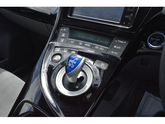 プリウス Ｓ　ＨＶバッテリーチェック済、純正ナビ、バックカメラ、ＣＤ録音、ＤＶＤ再生、Ｂｌｕｅｔｏｏｔｈ、社外ＬＥＤヘッドライト、フォグ、ビルトインＥＴＣ、寒冷地仕様車、リアフォグ、ワイパーデアイサー、純正１５ＡＷ（25枚目）