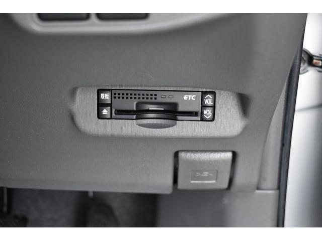 プリウス Ｓ　ＨＶバッテリーチェック済、純正ナビ、バックカメラ、ＣＤ録音、ＤＶＤ再生、Ｂｌｕｅｔｏｏｔｈ、社外ＬＥＤヘッドライト、フォグ、ビルトインＥＴＣ、寒冷地仕様車、リアフォグ、ワイパーデアイサー、純正１５ＡＷ（27枚目）