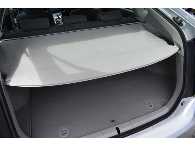 プリウス Ｓ　ＨＶバッテリーチェック済、純正ナビ、バックカメラ、ＣＤ録音、ＤＶＤ再生、Ｂｌｕｅｔｏｏｔｈ、社外ＬＥＤヘッドライト、フォグ、ビルトインＥＴＣ、寒冷地仕様車、リアフォグ、ワイパーデアイサー、純正１５ＡＷ（32枚目）