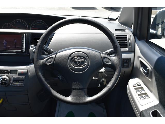 ヴォクシー Ｚ煌ウェルキャブ　サイドリフトシート　４ＷＤ　二列目電動サイドリフトシート・両側パワースライドドア・純正ＨＤＤナビ・フルセグＴＶ・バックカメラ・前後障害物センサー・前後ドライブレコーダー・リモコンエンジンスターター・ＥＴＣ・ＨＩＤライト（24枚目）