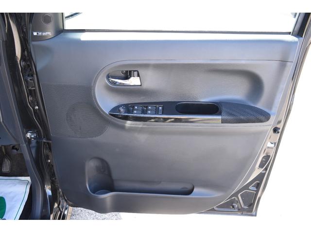 タント カスタムＸ　トップエディションＳＡ　純正オプション８インチナビ・フルセグＴＶ・ＣＤ・ＤＶＤ再生・Ｂｌｕｅｔｏｏｔｈ・バックカメラ・左リアパワースライドドア・ＬＥＤヘッドライト・フォグ・ＥＴＣ・ステアリングスイッチ・スマートアシスト（18枚目）