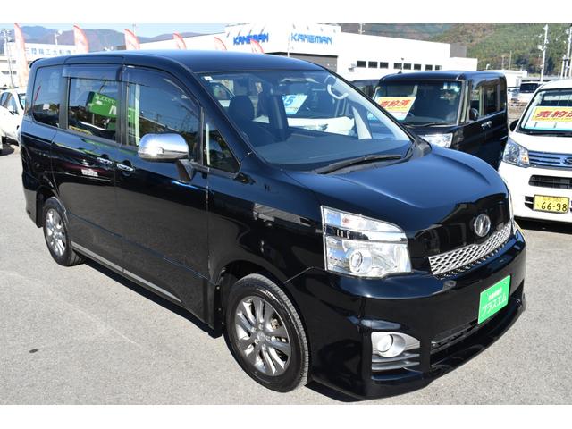 ヴォクシー ＺＳ　煌Ｚ　切替４ＷＤ・両側電動スライドドア・ＳＤナビ・フルセグＴＶ・ＣＤ・ＤＶＤ・Ｂｌｕｅｔｏｏｔｈ・バックカメラ・フリップダウンモニター・リモコンＥ／Ｇスターター・１６ＡＷ・ＥＴＣ・パドルシフト・半革シート（7枚目）