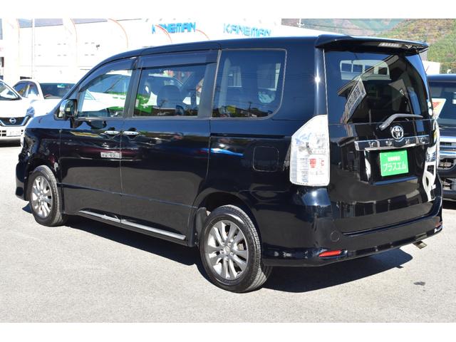 ヴォクシー ＺＳ　煌Ｚ　切替４ＷＤ・両側電動スライドドア・ＳＤナビ・フルセグＴＶ・ＣＤ・ＤＶＤ・Ｂｌｕｅｔｏｏｔｈ・バックカメラ・フリップダウンモニター・リモコンＥ／Ｇスターター・１６ＡＷ・ＥＴＣ・パドルシフト・半革シート（13枚目）