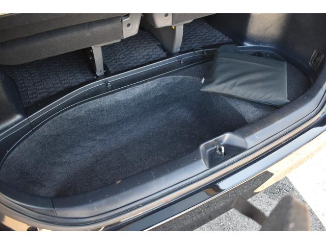 ヴォクシー ＺＳ　煌Ｚ　切替４ＷＤ・両側電動スライドドア・ＳＤナビ・フルセグＴＶ・ＣＤ・ＤＶＤ・Ｂｌｕｅｔｏｏｔｈ・バックカメラ・フリップダウンモニター・リモコンＥ／Ｇスターター・１６ＡＷ・ＥＴＣ・パドルシフト・半革シート（35枚目）