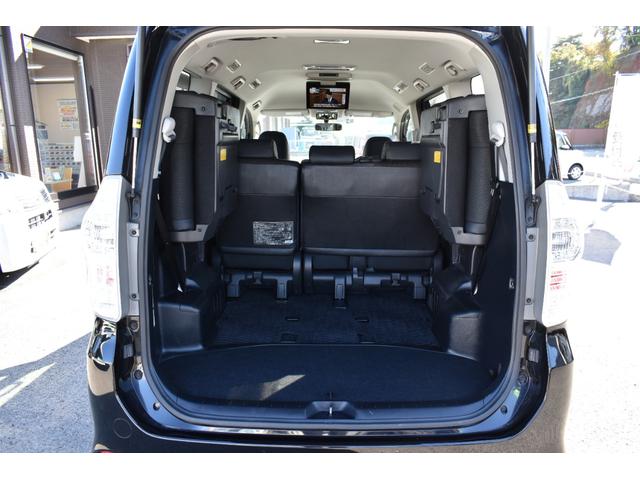 ヴォクシー ＺＳ　煌Ｚ　切替４ＷＤ・両側電動スライドドア・ＳＤナビ・フルセグＴＶ・ＣＤ・ＤＶＤ・Ｂｌｕｅｔｏｏｔｈ・バックカメラ・フリップダウンモニター・リモコンＥ／Ｇスターター・１６ＡＷ・ＥＴＣ・パドルシフト・半革シート（36枚目）