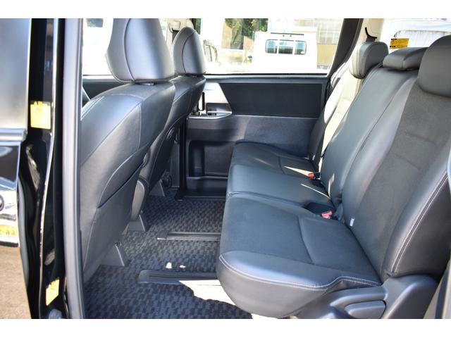 ヴォクシー ＺＳ　煌Ｚ　切替４ＷＤ・両側電動スライドドア・ＳＤナビ・フルセグＴＶ・ＣＤ・ＤＶＤ・Ｂｌｕｅｔｏｏｔｈ・バックカメラ・フリップダウンモニター・リモコンＥ／Ｇスターター・１６ＡＷ・ＥＴＣ・パドルシフト・半革シート（42枚目）