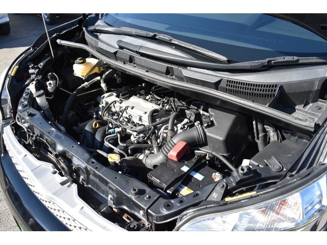 ヴォクシー ＺＳ　煌Ｚ　切替４ＷＤ・両側電動スライドドア・ＳＤナビ・フルセグＴＶ・ＣＤ・ＤＶＤ・Ｂｌｕｅｔｏｏｔｈ・バックカメラ・フリップダウンモニター・リモコンＥ／Ｇスターター・１６ＡＷ・ＥＴＣ・パドルシフト・半革シート（49枚目）