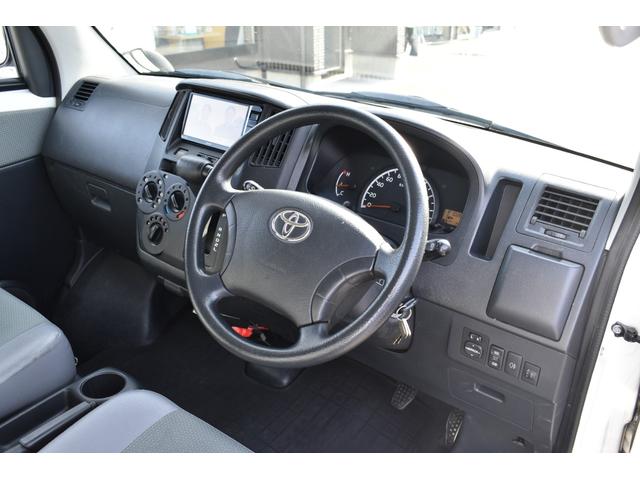 タウンエースバン ＧＬ　切替式４ＷＤ・社外ＳＤナビ・フルセグＴＶ・ＣＤ・ＤＶＤ再生・Ｂｌｕｅｔｏｏｔｈ・寒冷地仕様車・リアフォグ・リアヒーター・ＥＴＣ・キーレス・ＡＢＳ・パワーウィンドウ・５人乗り・プライバシーガラス（23枚目）