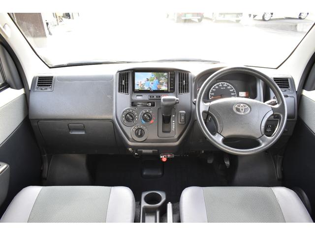 タウンエースバン ＧＬ　切替式４ＷＤ・社外ＳＤナビ・フルセグＴＶ・ＣＤ・ＤＶＤ再生・Ｂｌｕｅｔｏｏｔｈ・寒冷地仕様車・リアフォグ・リアヒーター・ＥＴＣ・キーレス・ＡＢＳ・パワーウィンドウ・５人乗り・プライバシーガラス（24枚目）