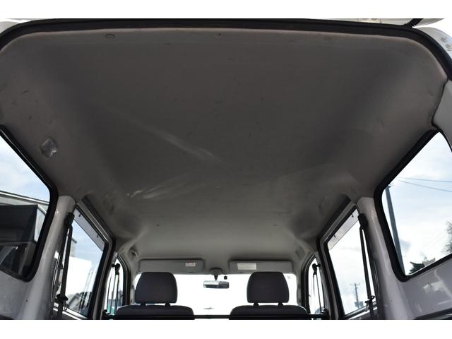 タウンエースバン ＧＬ　切替式４ＷＤ・社外ＳＤナビ・フルセグＴＶ・ＣＤ・ＤＶＤ再生・Ｂｌｕｅｔｏｏｔｈ・寒冷地仕様車・リアフォグ・リアヒーター・ＥＴＣ・キーレス・ＡＢＳ・パワーウィンドウ・５人乗り・プライバシーガラス（40枚目）