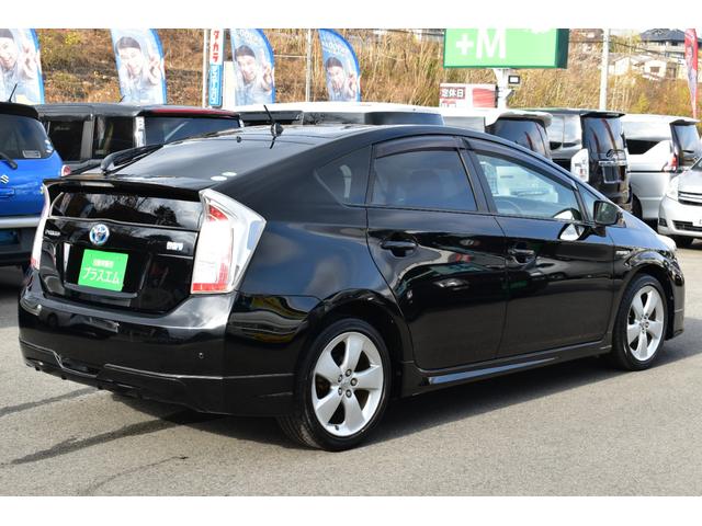 プリウス Gツーリングセレクションレザーパッケージ モデリスタエアロ・革シート・電動シート・衝突軽減ブレーキ・障害物センサー・ナビ・バックカメラ・フルセグ・CD・DVD・Bluetooth・LEDライト・ヘッドアップディスプレイ・純正17AW・ETC(11枚目)