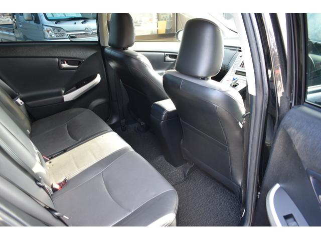 プリウス Gツーリングセレクションレザーパッケージ モデリスタエアロ・革シート・電動シート・衝突軽減ブレーキ・障害物センサー・ナビ・バックカメラ・フルセグ・CD・DVD・Bluetooth・LEDライト・ヘッドアップディスプレイ・純正17AW・ETC(41枚目)