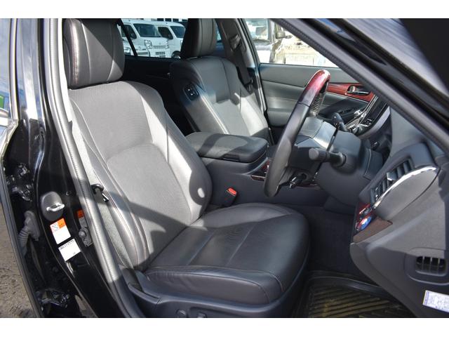 クラウンマジェスタ Fバージョン 車高調・オプション18インチAW・SDナビ・フルセグTV・バックカメラ・CD・DVD・Blu-ray・Bluetooth・前後障害物センサー・ドラレコ・黒革シート・シートベンチレーション・ETC・後期(29枚目)