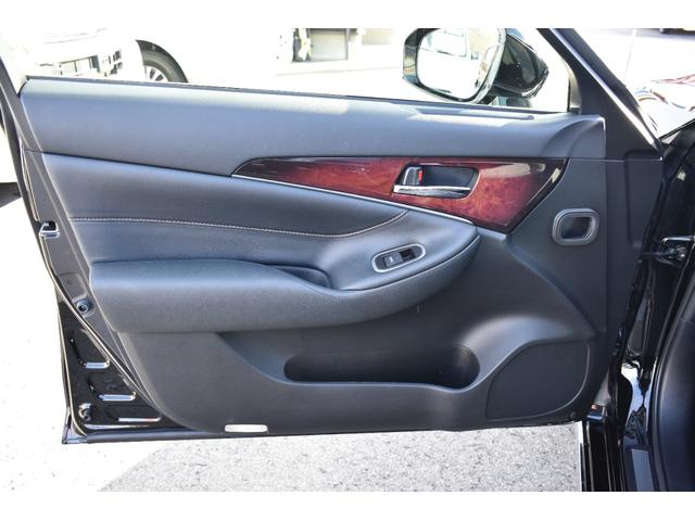 クラウンマジェスタ Fバージョン 車高調・オプション18インチAW・SDナビ・フルセグTV・バックカメラ・CD・DVD・Blu-ray・Bluetooth・前後障害物センサー・ドラレコ・黒革シート・シートベンチレーション・ETC・後期(68枚目)