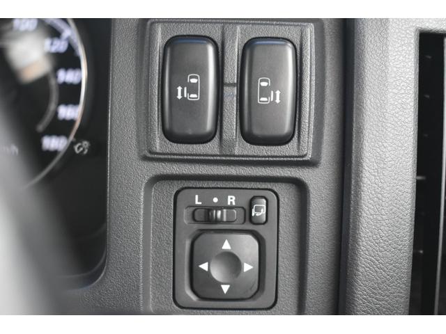 デリカＤ：５ Ｄ　パワーパッケージ　切替式４ＷＤ・ディーゼルターボ・両側パワースライドドア・社外ナビ・フルセグＴＶ・バックカメラ・ＣＤ・ＤＶＤ・Ｂｌｕｅｔｏｏｔｈ・社外１６インチアルミ・ＥＴＣ・スマートキー・ＨＩＤライト・フォグ・８人乗（33枚目）