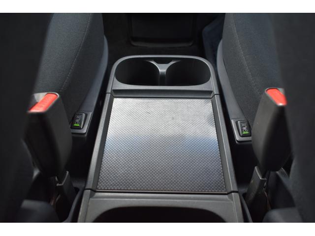 デリカＤ：５ Ｄ　パワーパッケージ　切替式４ＷＤ・ディーゼルターボ・両側パワースライドドア・社外ナビ・フルセグＴＶ・バックカメラ・ＣＤ・ＤＶＤ・Ｂｌｕｅｔｏｏｔｈ・社外１６インチアルミ・ＥＴＣ・スマートキー・ＨＩＤライト・フォグ・８人乗（35枚目）