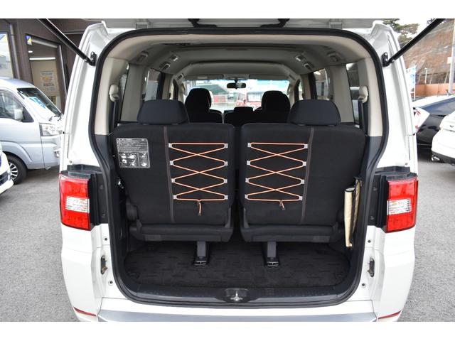 デリカＤ：５ Ｄ　パワーパッケージ　切替式４ＷＤ・ディーゼルターボ・両側パワースライドドア・社外ナビ・フルセグＴＶ・バックカメラ・ＣＤ・ＤＶＤ・Ｂｌｕｅｔｏｏｔｈ・社外１６インチアルミ・ＥＴＣ・スマートキー・ＨＩＤライト・フォグ・８人乗（41枚目）